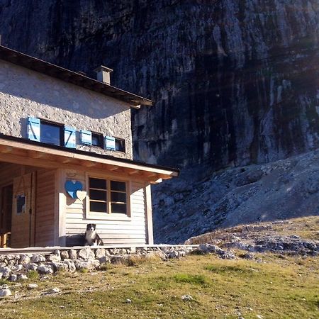 Rifugio Velo Della Madonna Hotel San Martino Di Castrozza Exterior foto