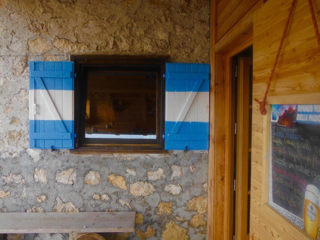 Rifugio Velo Della Madonna Hotel San Martino Di Castrozza Exterior foto